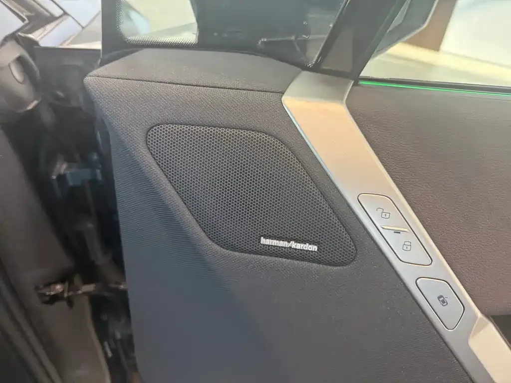 BMW iX 2024 из CN, фото 8