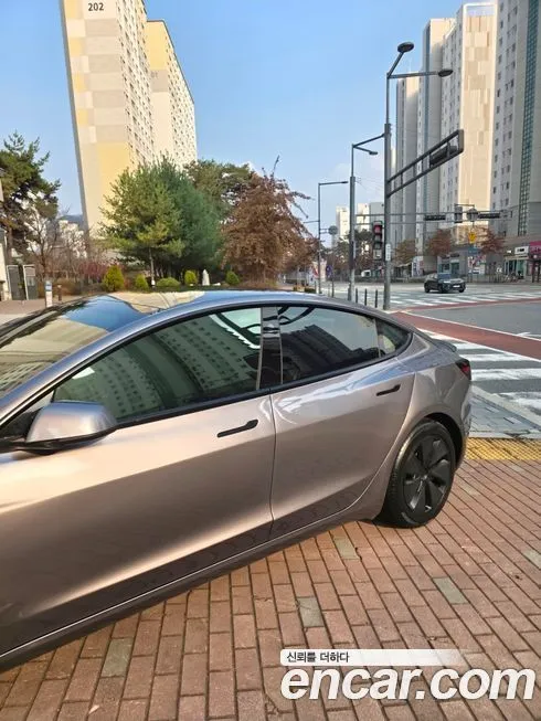 Tesla Model 3 2025 из KR, фото 4