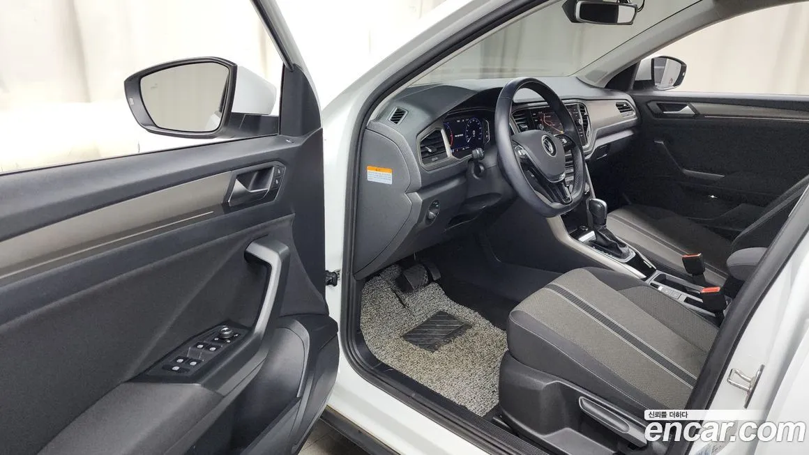 Volkswagen T-Roc 2021 из KR, фото 10