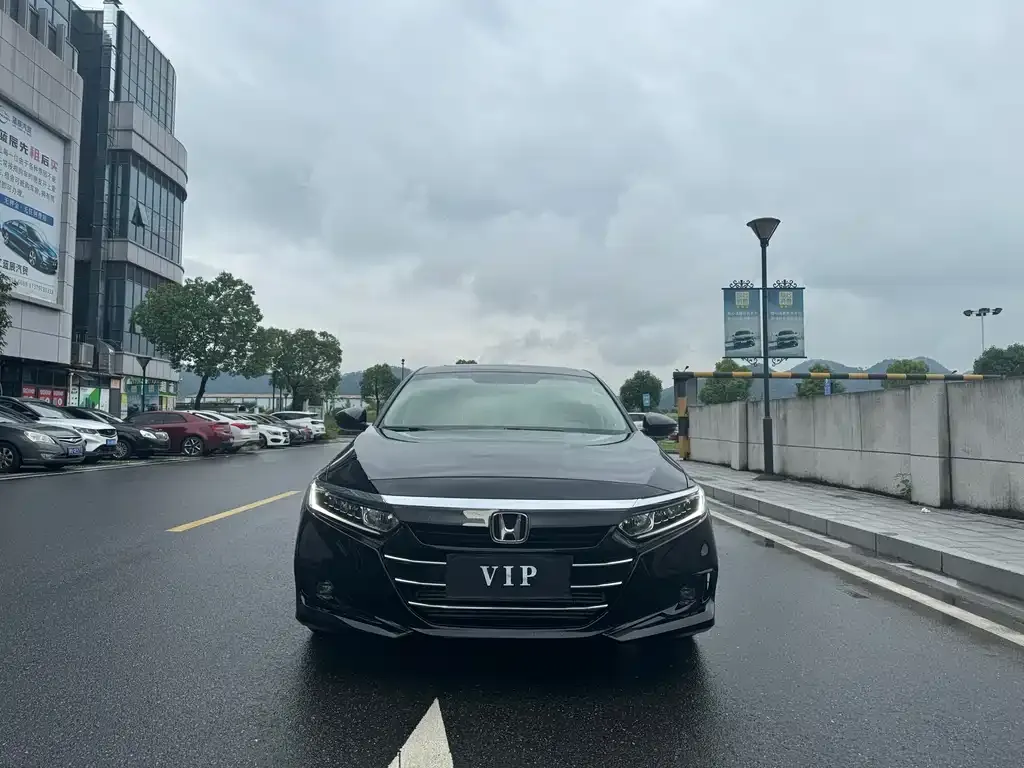 Honda Accord 2023 из CN, фото 2