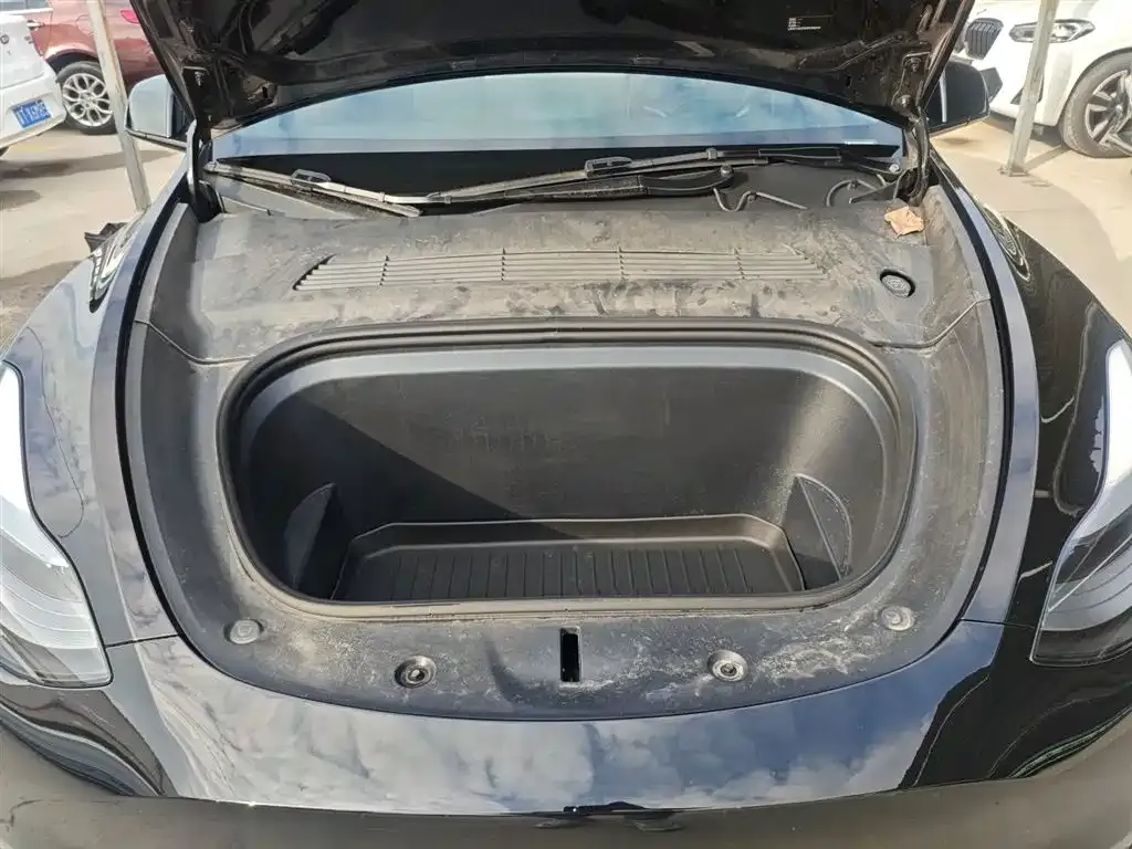 Tesla Model Y 2023 из CN, фото 10