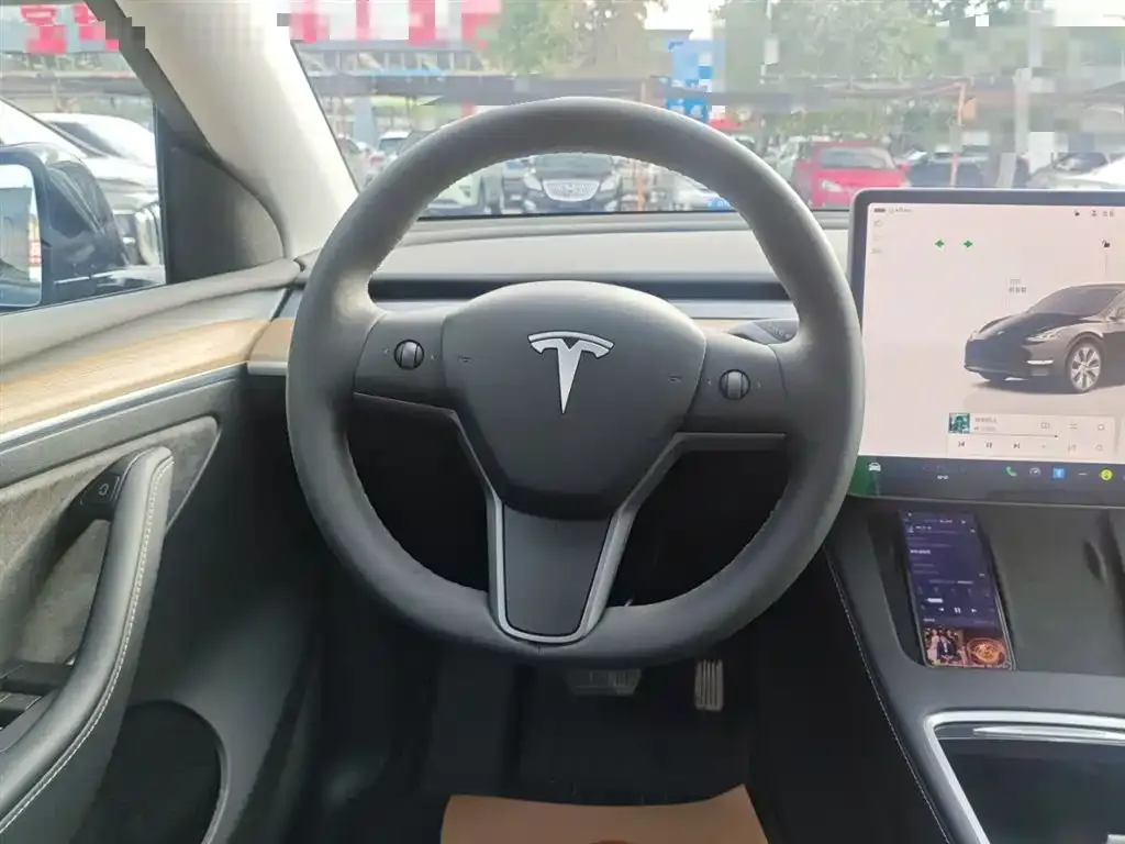 Tesla Model Y 2023 из CN, фото 3