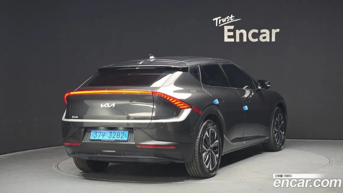 Kia EV6 — фото 2