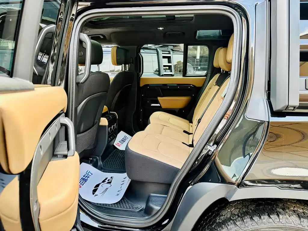 Land Rover Defender 2025 из CN, фото 7