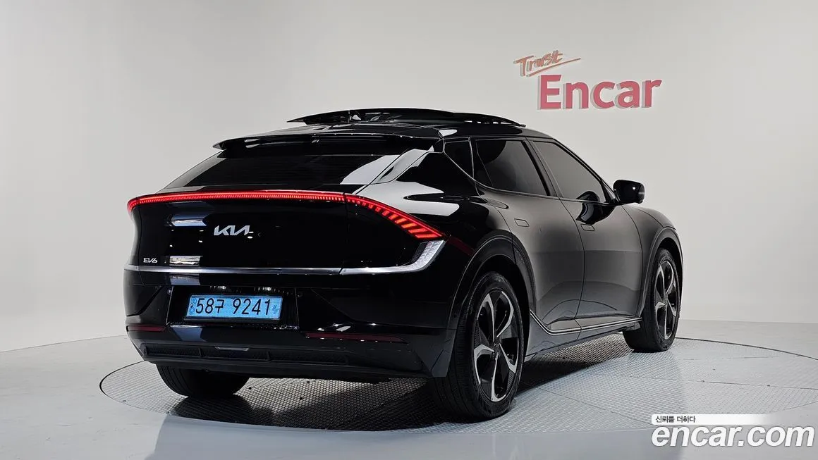 Kia EV6 — фото 2