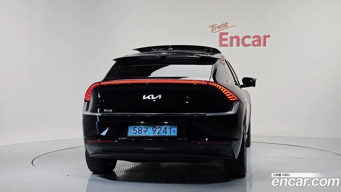 Kia EV6 — фото 4