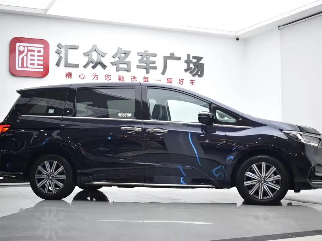 Honda Odyssey 2023 из CN, фото 4