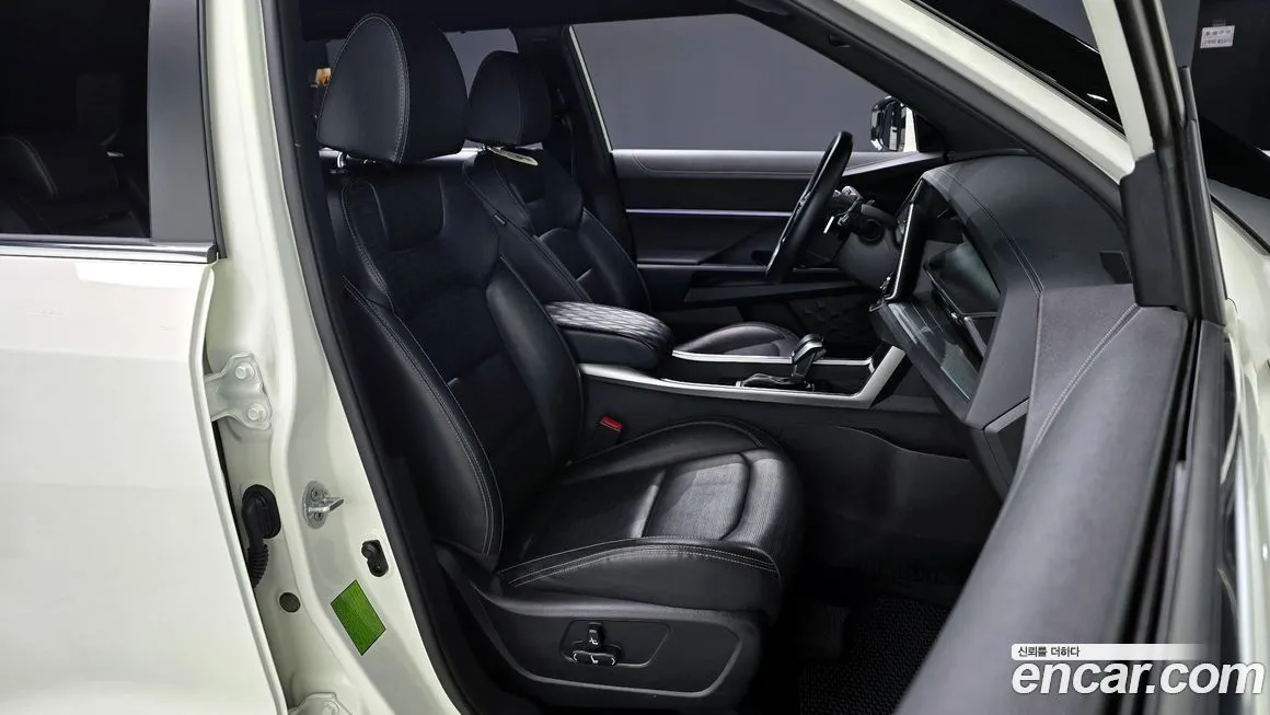 KG Mobility (Ssangyong) Torres — фото 10