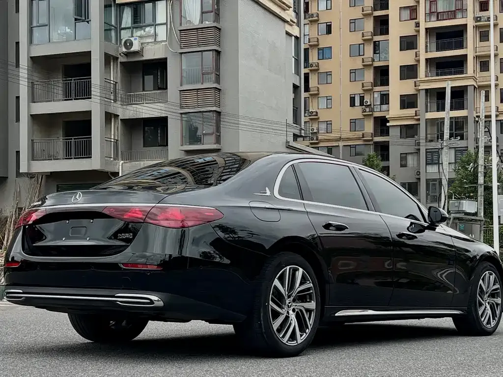 Mercedes-Benz E-Class 2025 из CN, фото 5