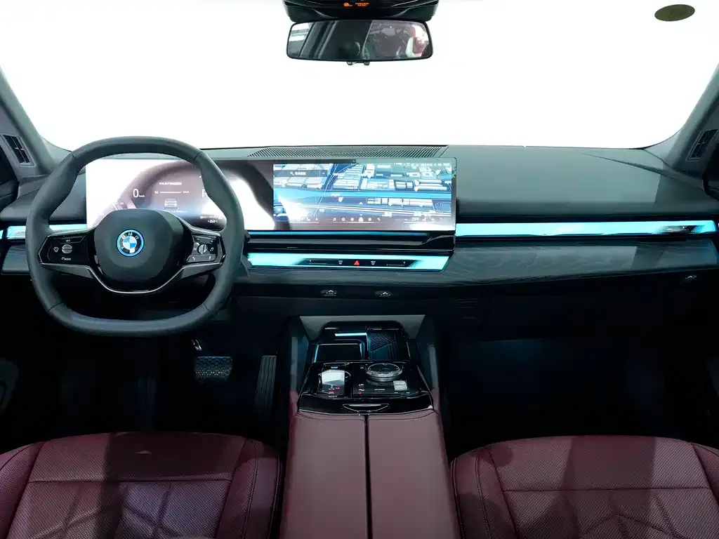 BMW i5 — фото 8