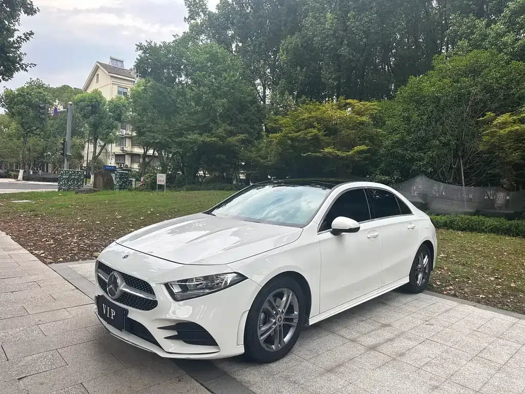 Mercedes-Benz A-Class 2023 из CN, фото 3