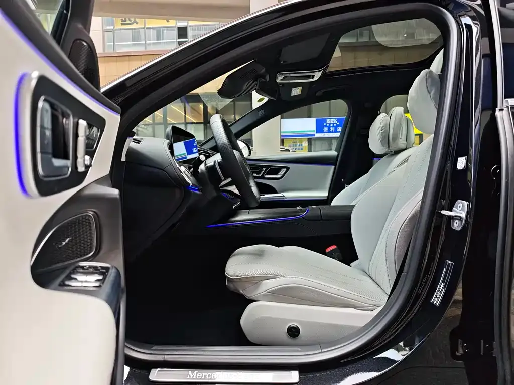 Mercedes-Benz E-Class 2025 из CN, фото 4