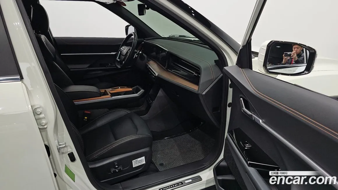 KG Mobility (Ssangyong) Torres — фото 10