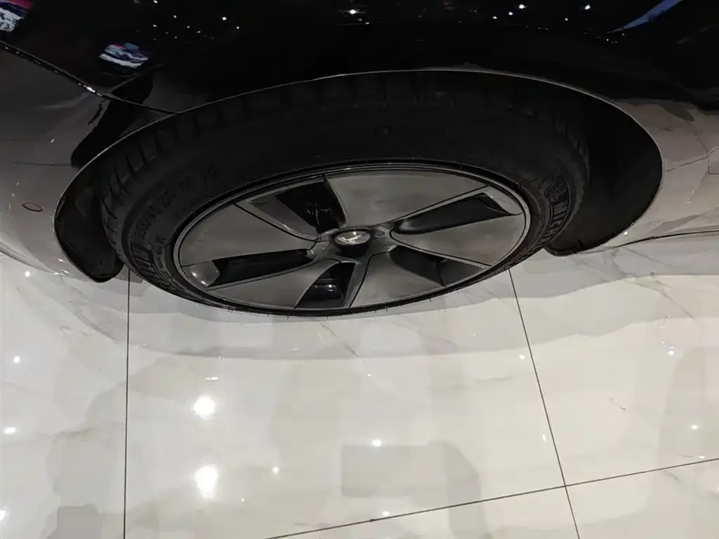 Tesla Model 3 2023 из CN, фото 5