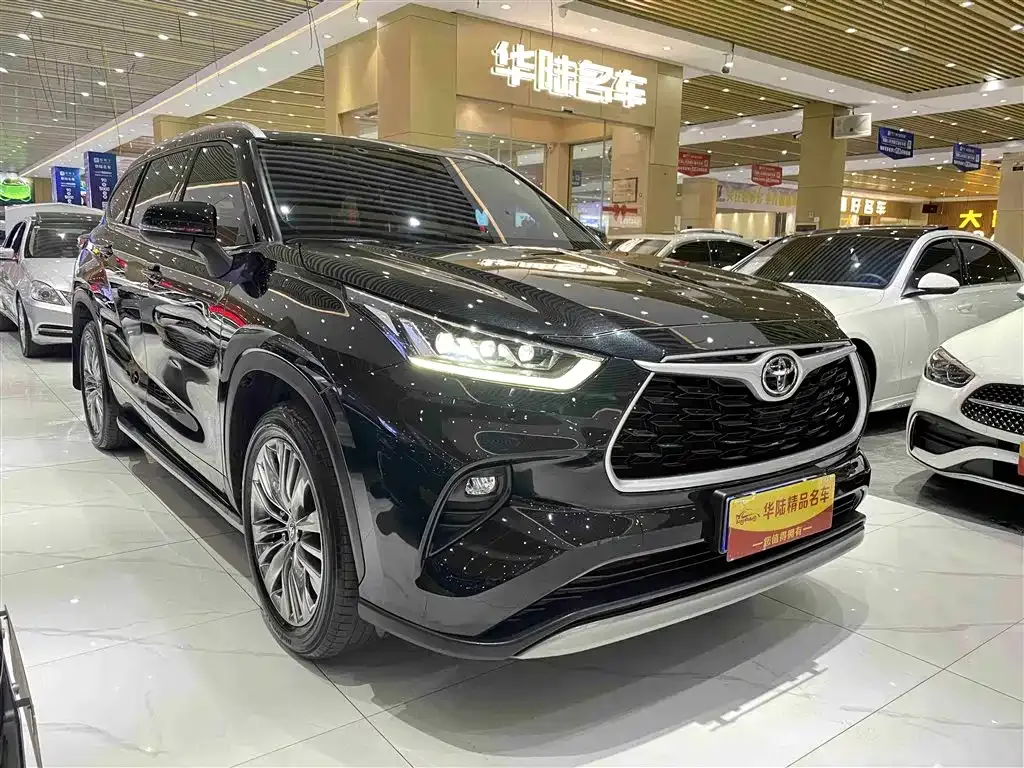 Toyota Highlander 2023 из CN, фото 3