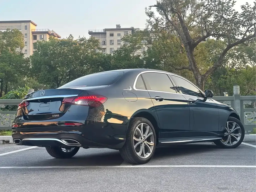 Mercedes-Benz E-Class 2023 из CN, фото 4