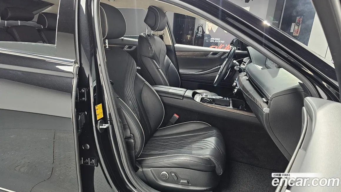Genesis G80 — фото 10