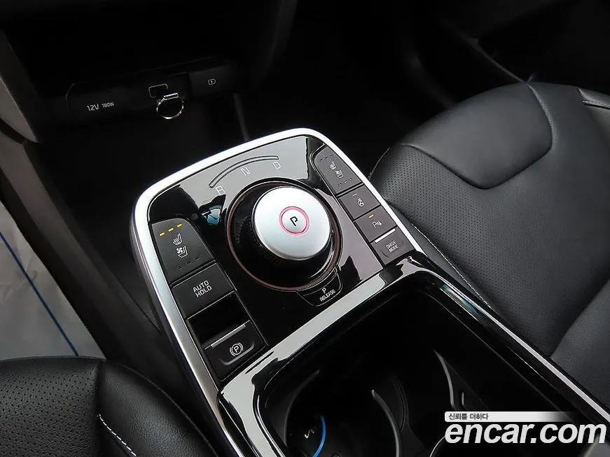 Kia Niro — фото 10
