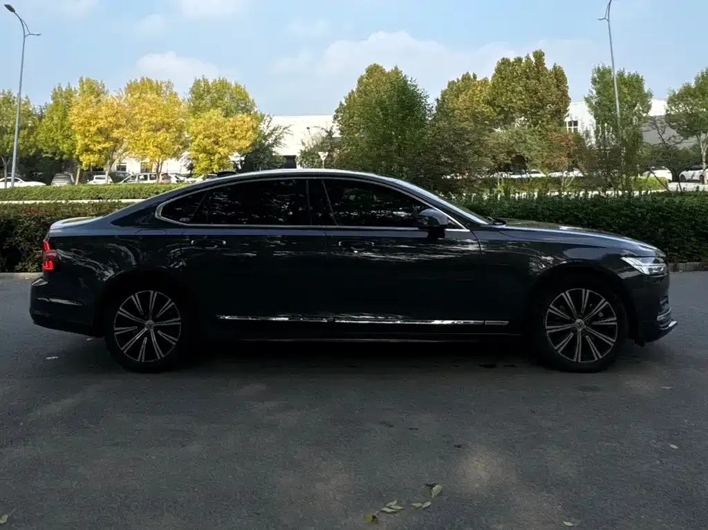 Volvo S90 2021 из CN, фото 4