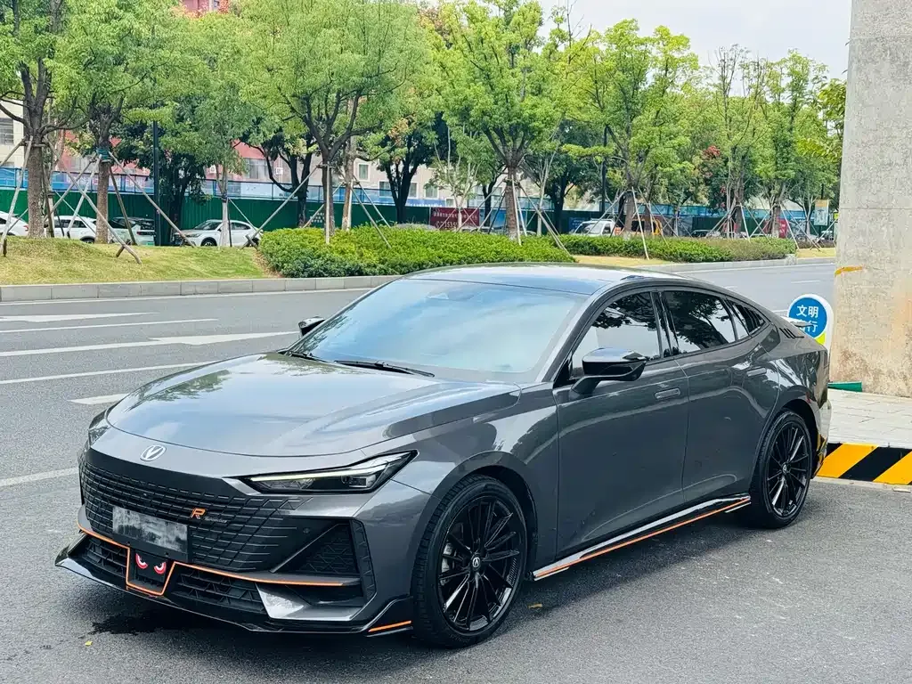 Changan UNI-V 2023 из CN, фото 2