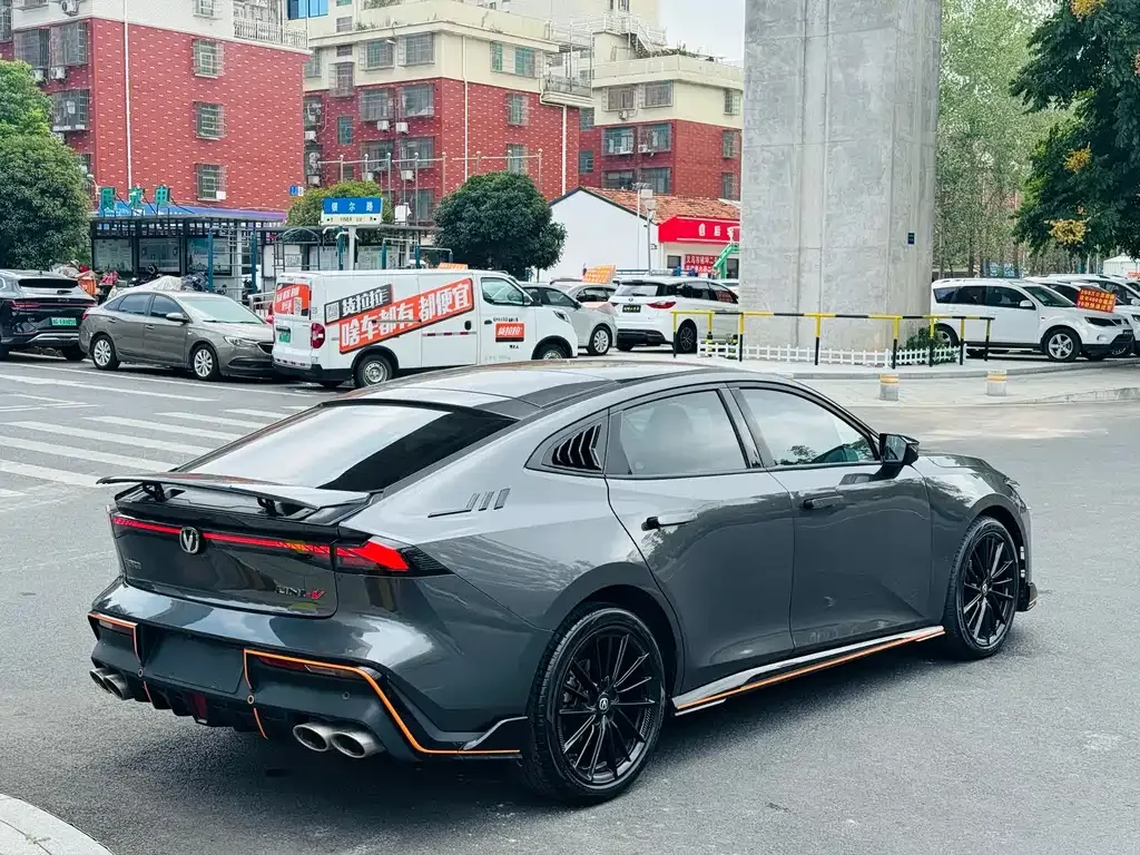 Changan UNI-V 2023 из CN, фото 7