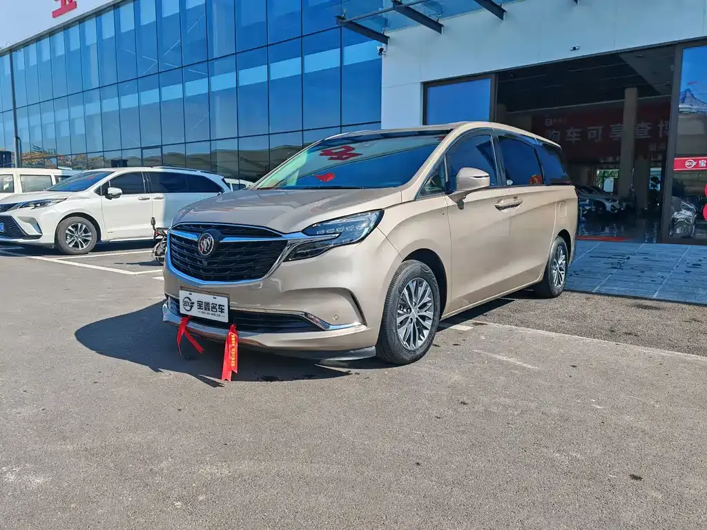 Buick GL8 2022 из CN, фото 1
