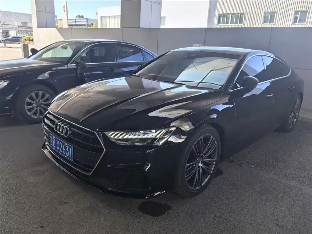 Audi A7 2024 из CN, фото 2