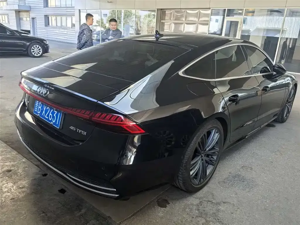 Audi A7 2024 из CN, фото 5