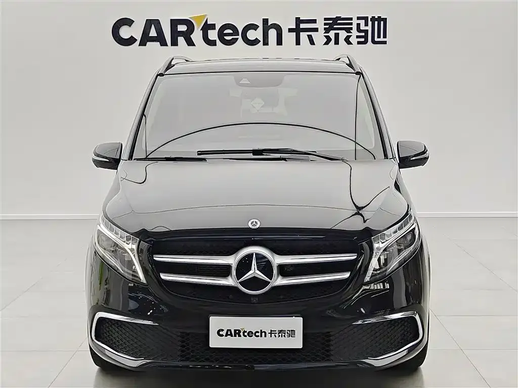 Mercedes-Benz V-Class 2022 из CN, фото 2