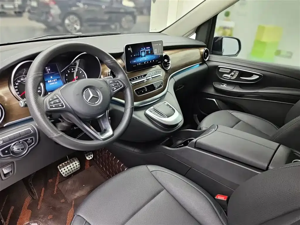 Mercedes-Benz V-Class 2022 из CN, фото 5