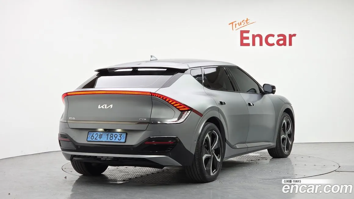 Kia EV6 — фото 2