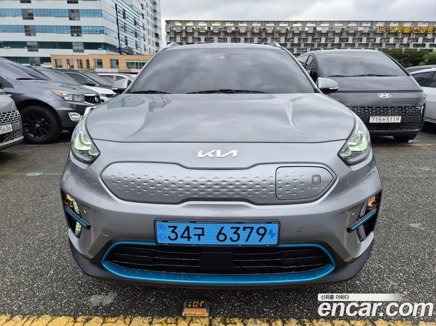 Kia Niro — фото 1