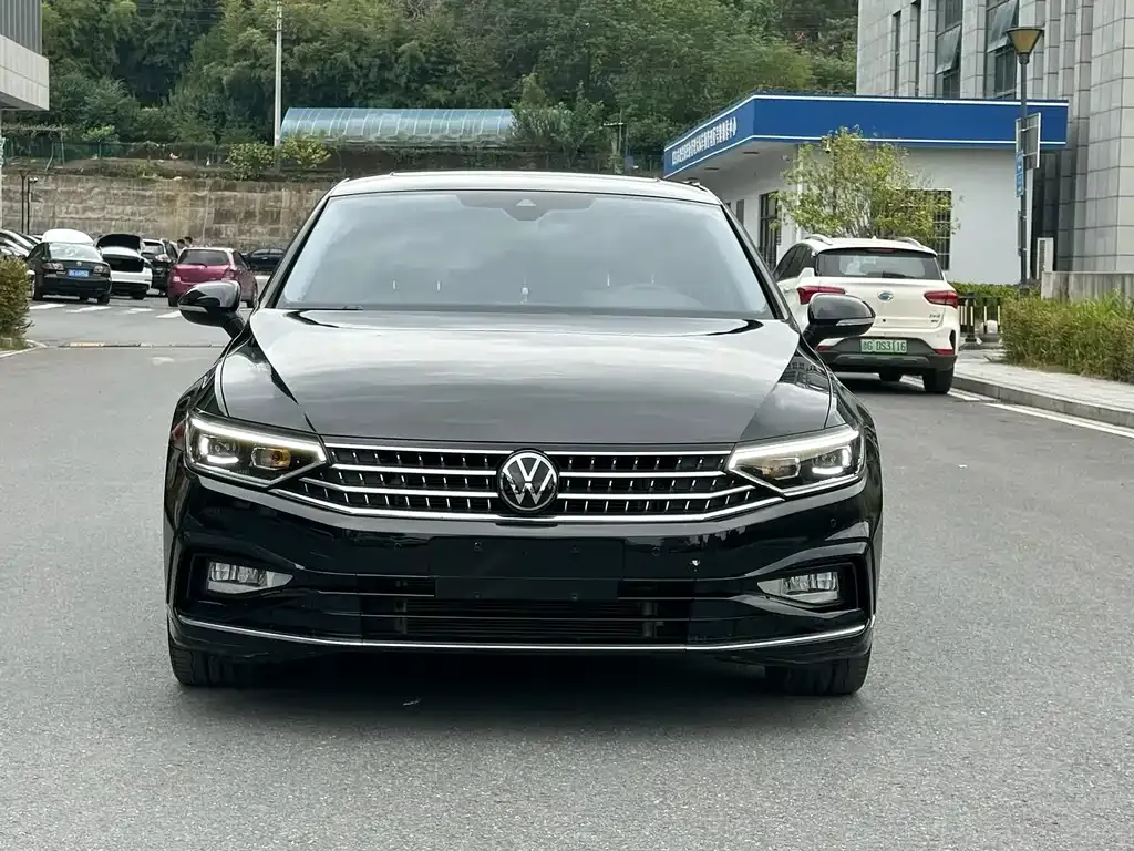 Volkswagen Magotan 2024 из CN, фото 2