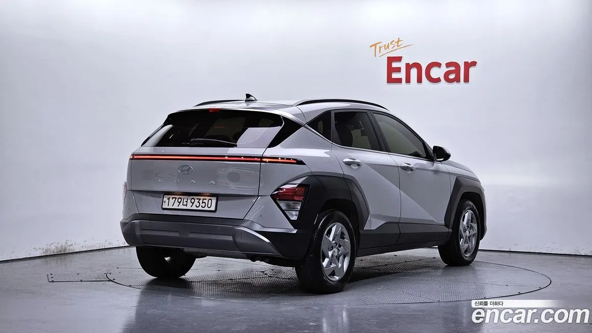 Hyundai Kona 2023 из KR, фото 2