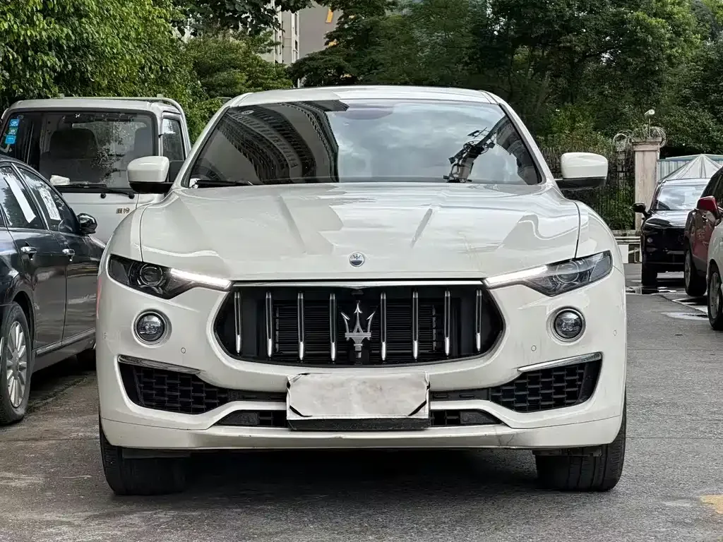 Maserati Levante 2022 из CN, фото 2