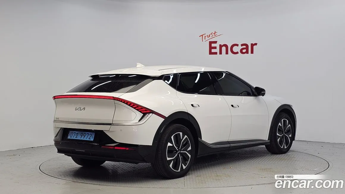 Kia EV6 — фото 2