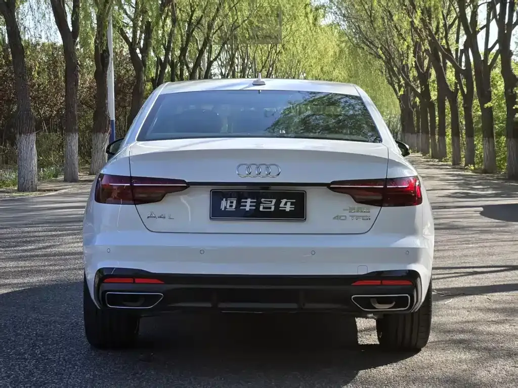 Audi A4L 2025 из CN, фото 4
