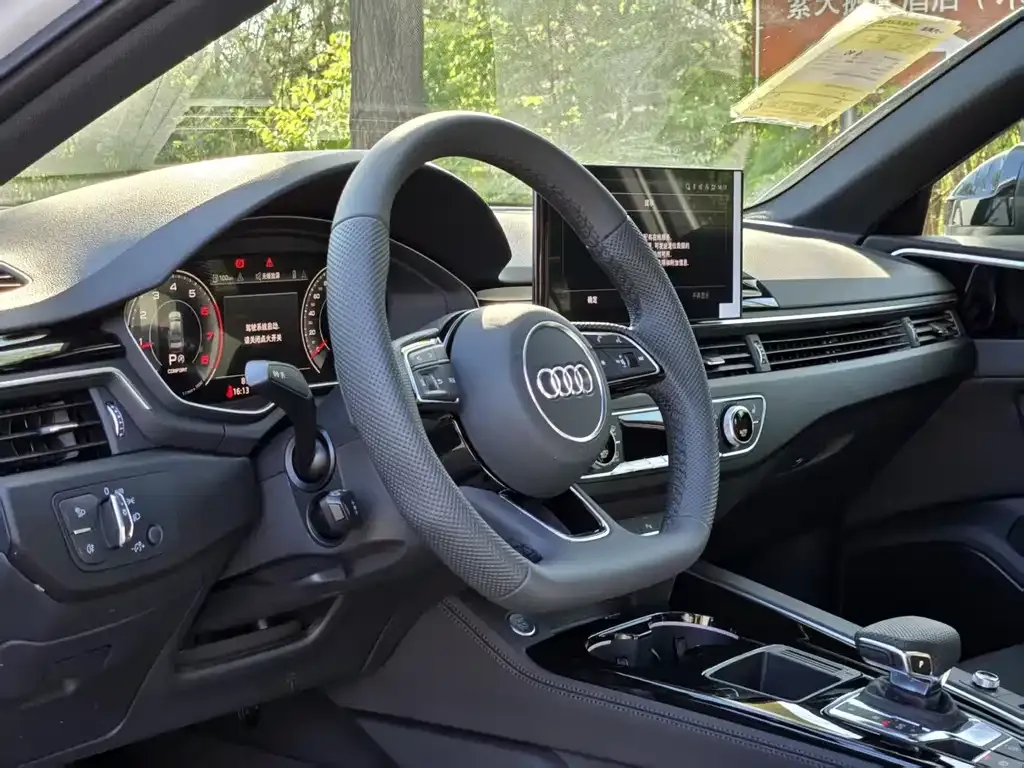 Audi A4L 2025 из CN, фото 7