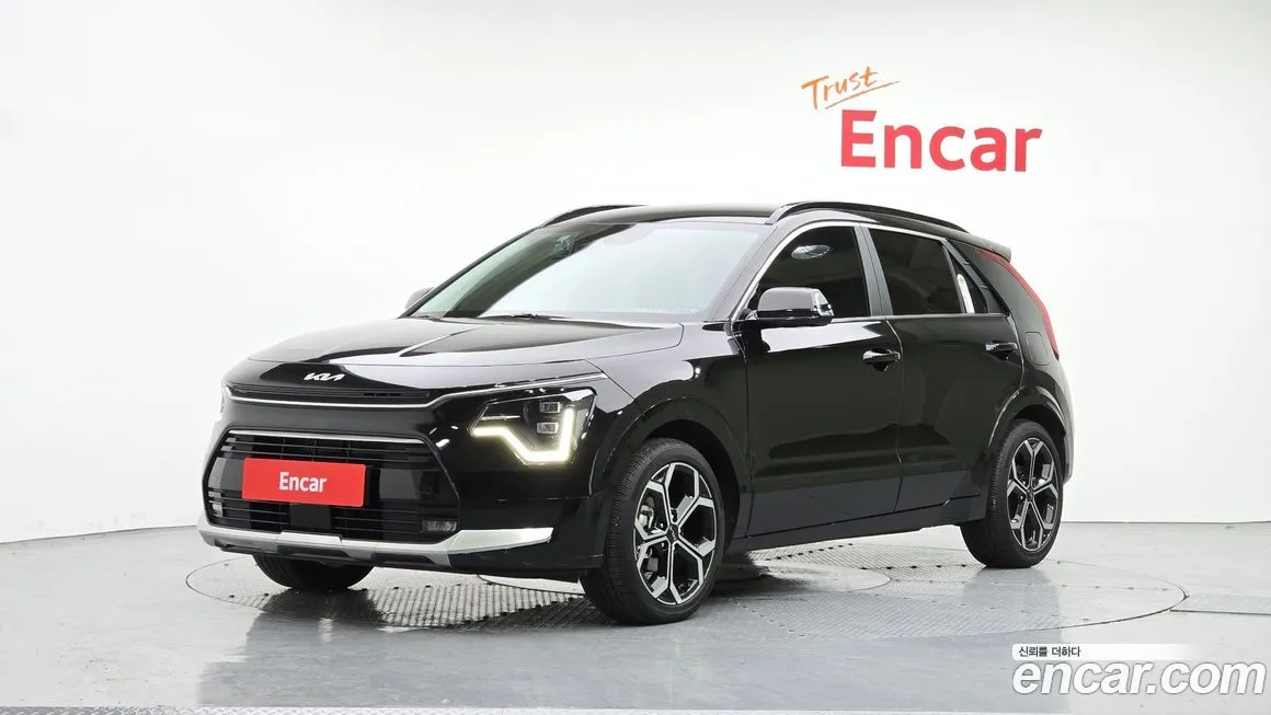 Kia Niro — фото 1
