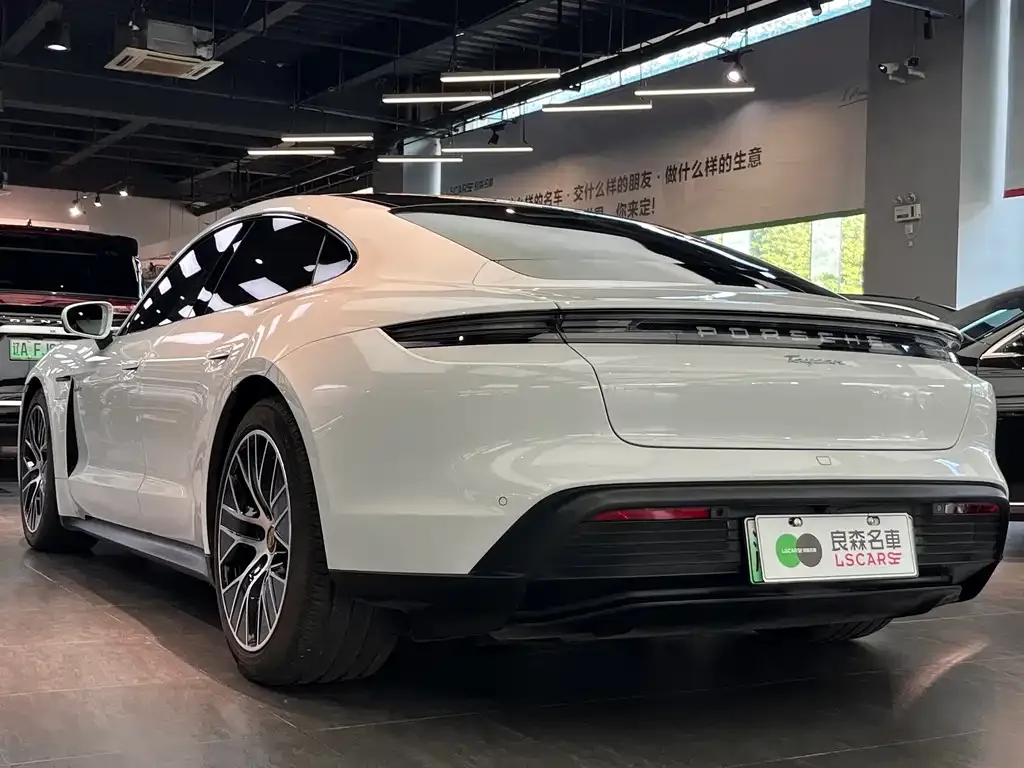 Porsche Taycan 2023 из CN, фото 4