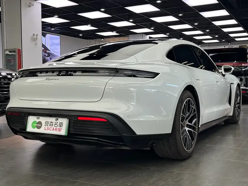 Porsche Taycan 2023 из CN, фото 6