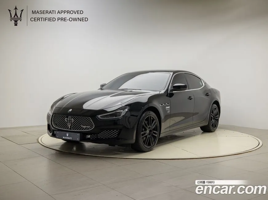Maserati Ghibli — фото 1