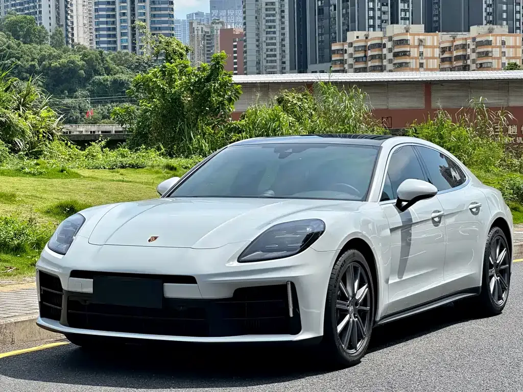 Porsche Panamera 2025 из CN, фото 1