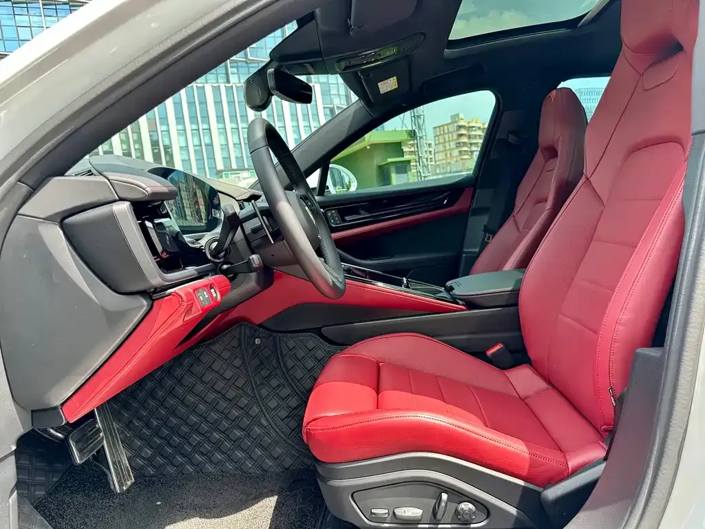 Porsche Panamera 2025 из CN, фото 4