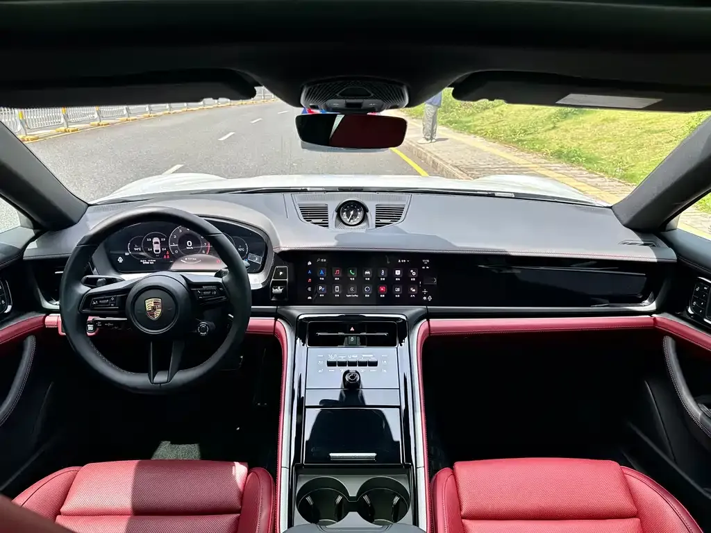 Porsche Panamera 2025 из CN, фото 6