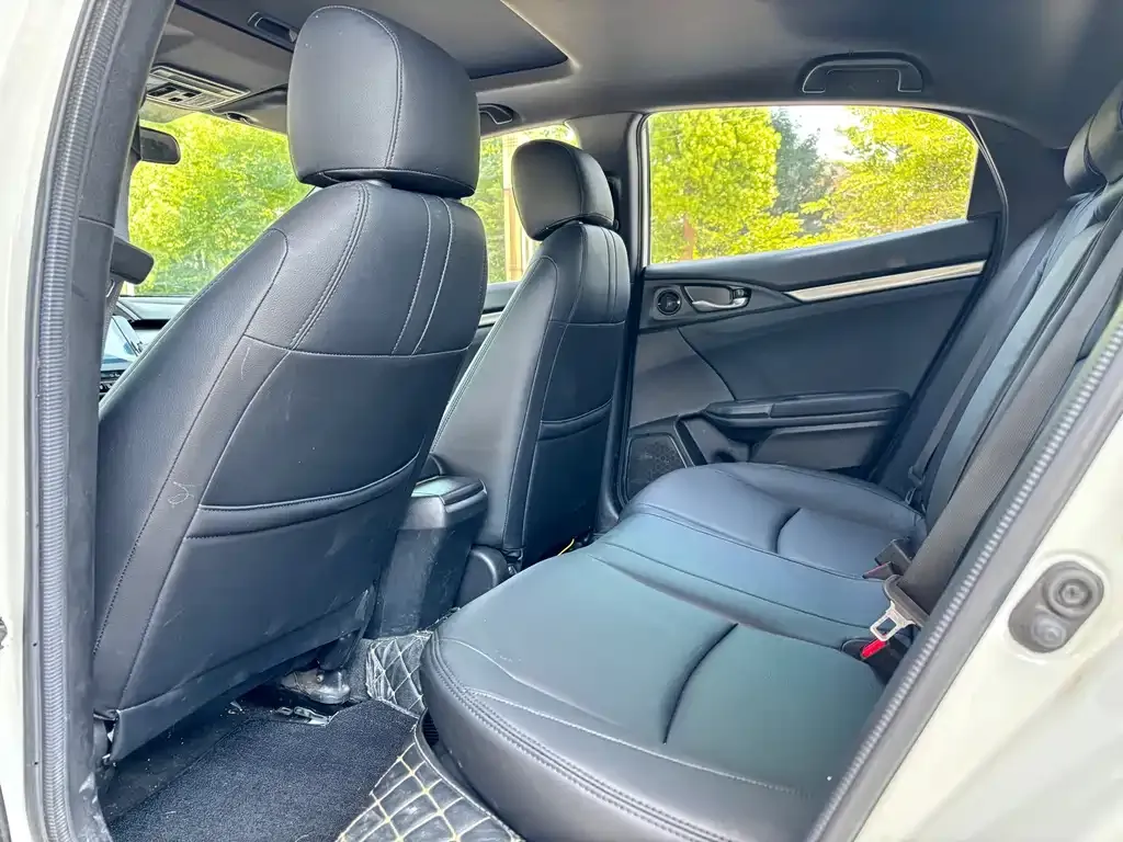 Honda Civic — фото 7