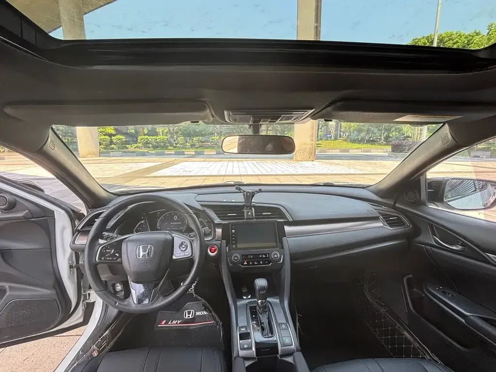 Honda Civic — фото 8