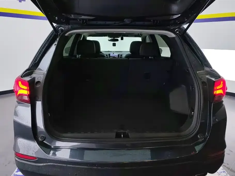Chevrolet Equinox 2023 из CN, фото 4