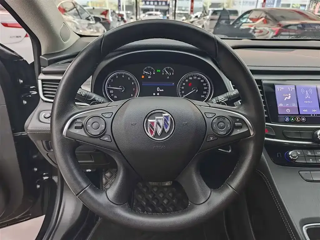 Buick LaCrosse 2021 из CN, фото 3