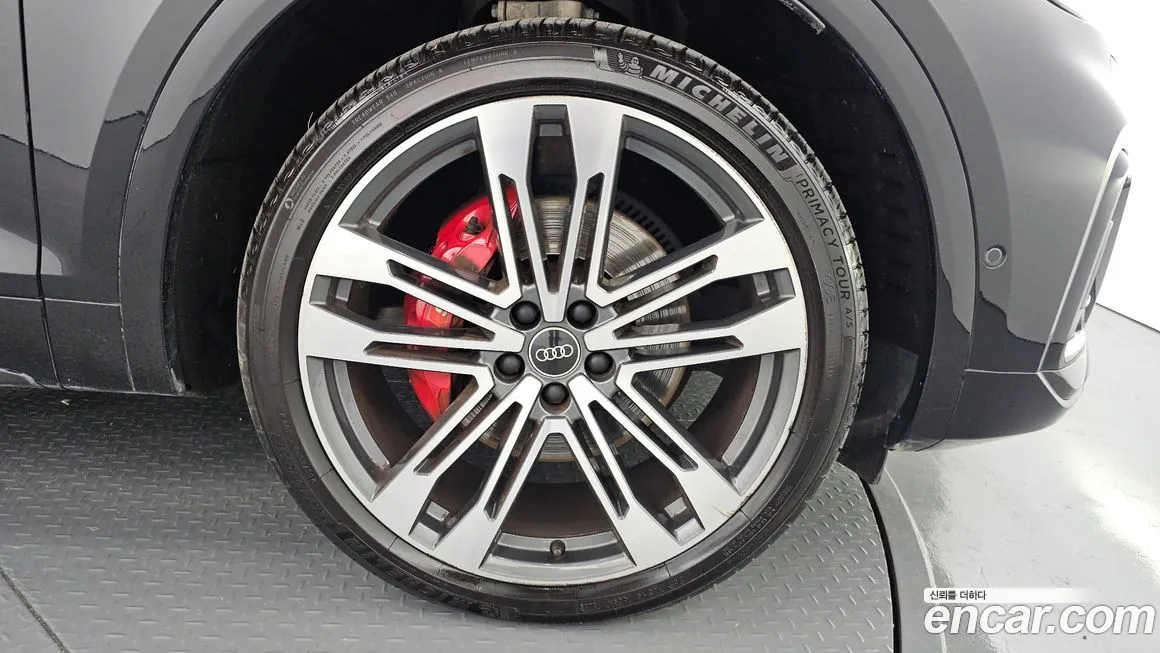 Audi SQ5 2022 из KR, фото 5
